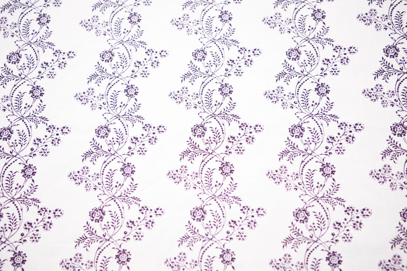 Trailing Vines Reproduction Fabric