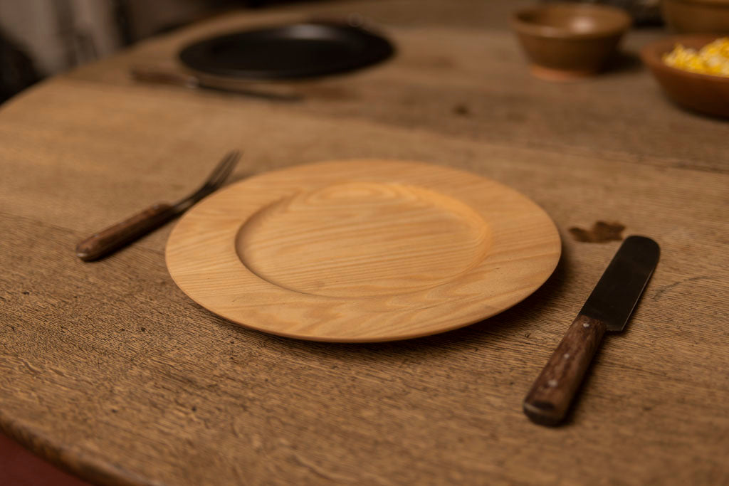 Early American tablesetting for 18th Century Cooking and Eating